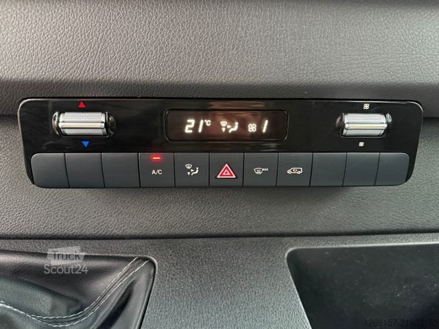 Skåpbil MERCEDES-BENZ Sprinter 315 CDI Kasten L2H1 Mixto 4-Sitze RWD