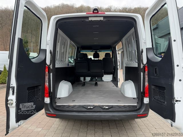 Skåpbil MERCEDES-BENZ Sprinter 315 CDI Kasten L2H1 Mixto 4-Sitze RWD