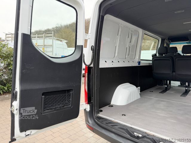 Skåpbil MERCEDES-BENZ Sprinter 315 CDI Kasten L2H1 Mixto 4-Sitze RWD