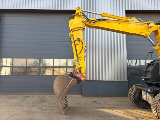 Mobiele graafmachine Hitachi ZX140-W3 | German machine