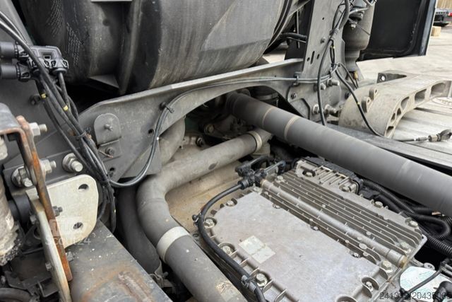 Podwozie ciężarówki VOLVO FH16-650 6x6 X-Track Unfall