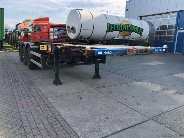 Preprava kontajnerov Desot 20-30 FT Tank Chassis / SAF Disc / ADR