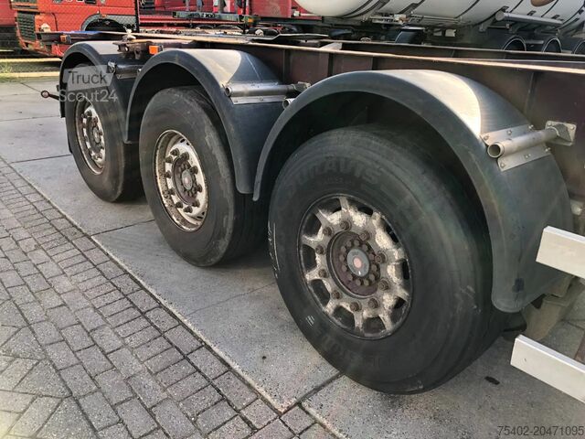 Preprava kontajnerov Desot 20-30 FT Tank Chassis / SAF Disc / ADR