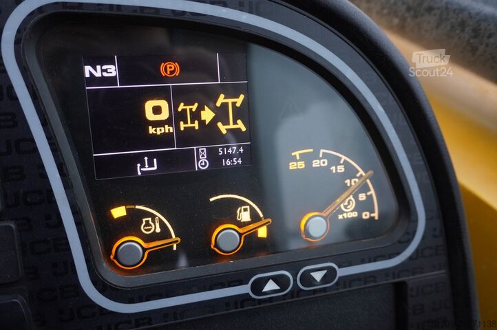 Teleszkopós rakodó JCB 535-95 / 3.5 T / range 9.5 m / joystick