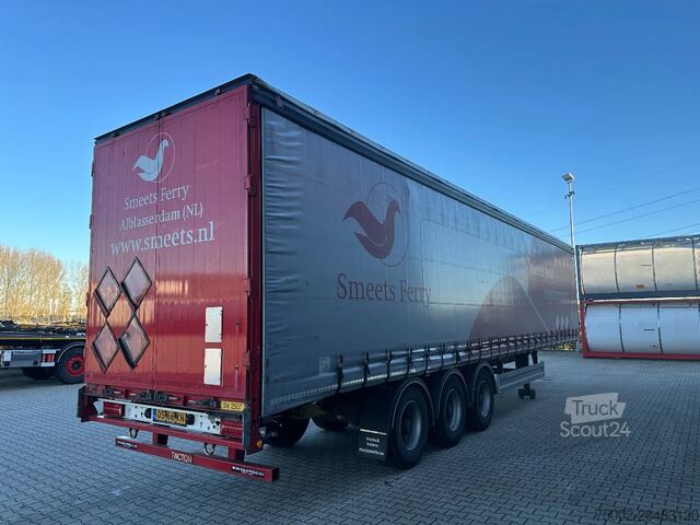 Sliding tarpaulins Pacton alu zijborden + planken, hardhouten vloer, NL-t...