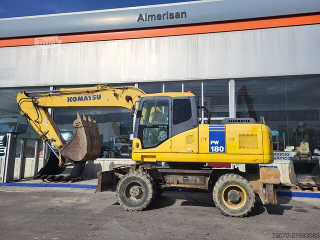 Excavatrice mobile sur pneus Komatsu PW180-7K