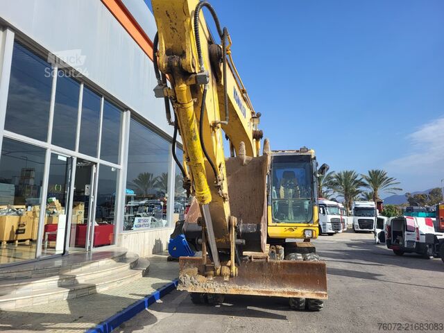 Excavatrice mobile sur pneus Komatsu PW180-7K