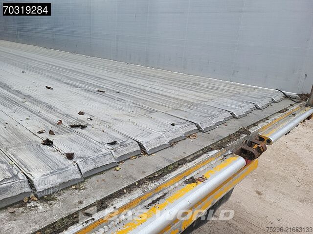 Hareketli zemin Knapen K200 3 axles Remote Watertank Steaming system