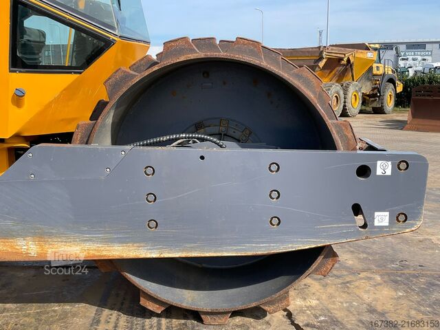 Einfache Nockenwalze Dynapac CA362PD