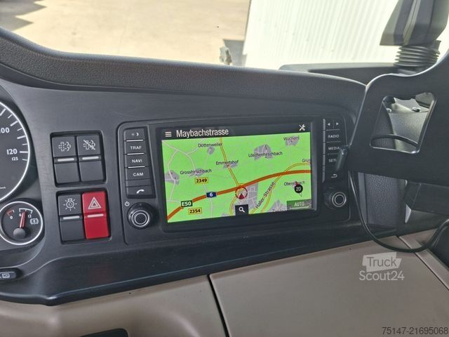 Otro MAN TGX 26.500 6x2-4 LL Silo 31.000 L Kompressor