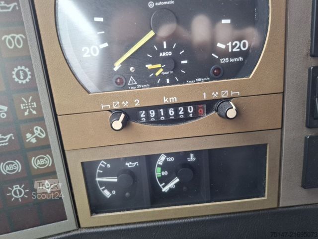 Camión caja MAN 12.192 Oldtimer 3-Sitzer Hebebühne bis 3,45 m