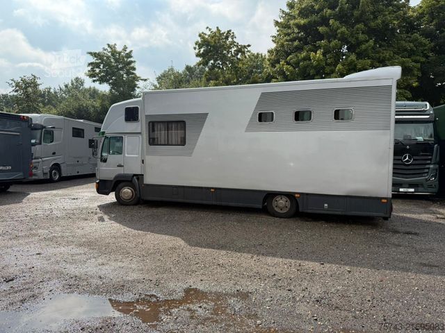 Galvijų vežimo sunkvežimis MAN L2000   3-4 Pferde Wohnung Dusche