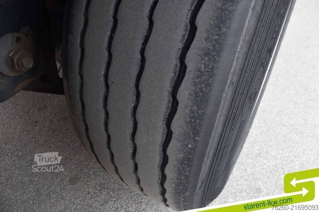 Naczepa chłodnia KRONE ThermoKing SLXi300 Liftachse Doppelst. 10.969 h