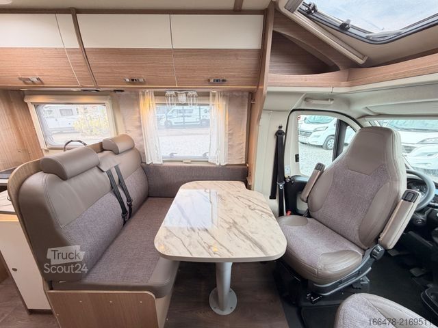 Yarı entegre karavan CARADO T 449 *d*