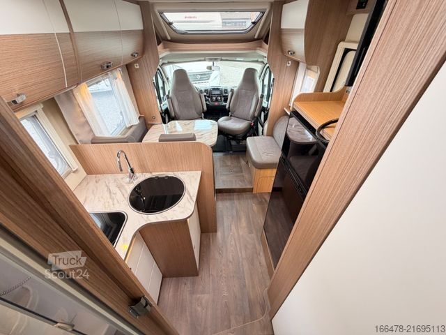 Yarı entegre karavan CARADO T 449 *d*