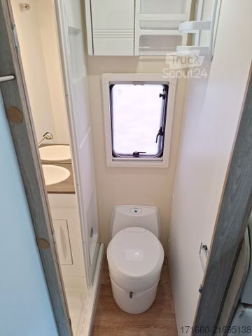 Pusiau integruotas kemperis P.L.A. Sonstige Bela Easy Barbados