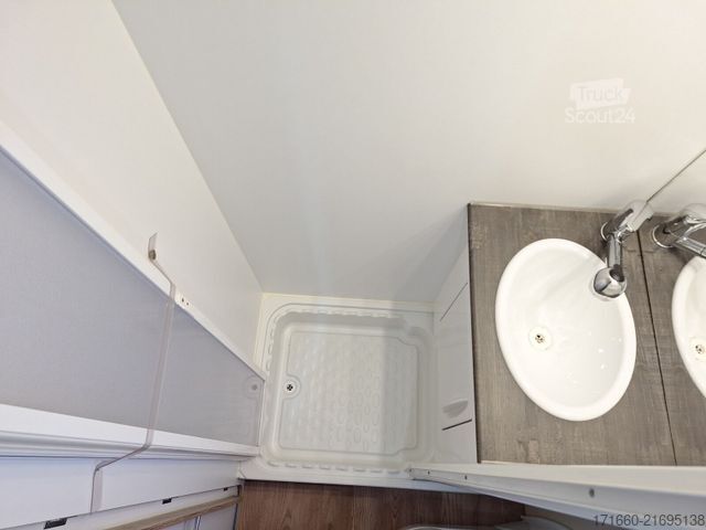 Pusiau integruotas kemperis P.L.A. Sonstige Bela Easy Barbados