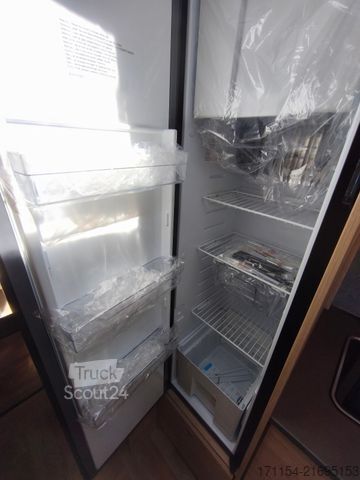 Teilintegriertes Wohnmobil DETHLEFFS Just Go! T 6815 EB Hubbett 5 SitzeTageszulassung