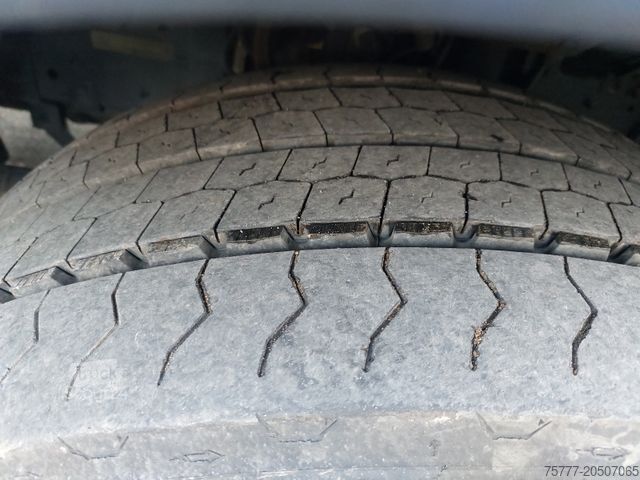 Volume tractor unit DAF XF106-530 SSC-INTARDER-2 Tanks-NAVI