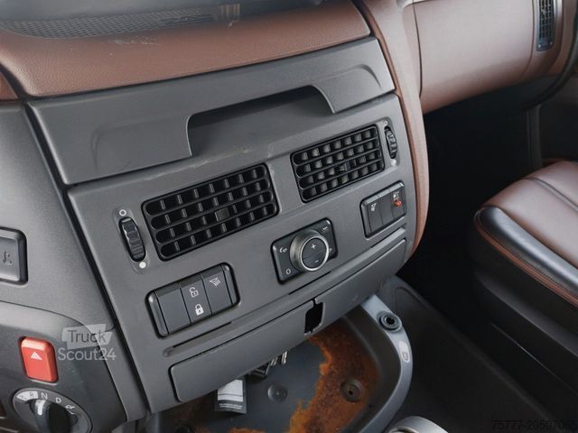 Volumen SZM DAF XF106-530 SSC Low Deck-INTARDER-2 Tanks