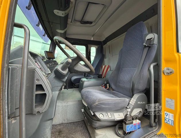 Autocarro ribaltabile MAN TGA 26.350 6X4 HIAB 144D-2 KIPPER ONLY 149.000 K