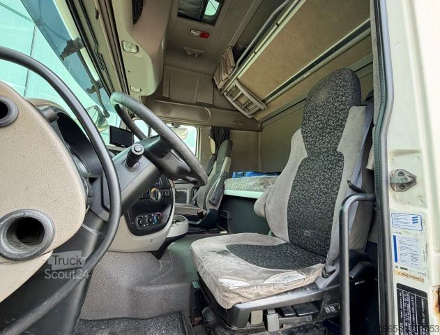 Camión frigorífico DAF XF 105.460 SSC EURO 5 ISOLATED BOX THERMO KING C