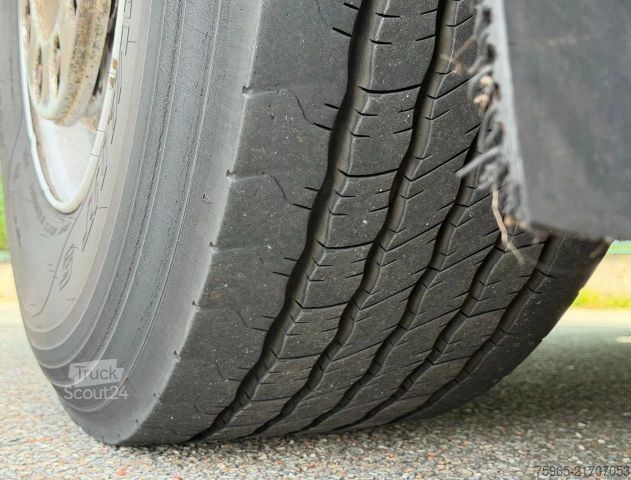 Camión frigorífico DAF XF 105.460 SSC EURO 5 ISOLATED BOX THERMO KING C