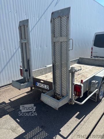 Zema kravnes piekabe BLOMENRÖHR 3,5 to Tandem-Anhänger Minibagger Tieflader
