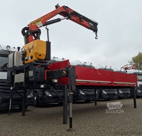 Değiştirme kasalı treyler PALFINGER BDF Wechselbrücke Kran PK18002 Diesel Aggregat