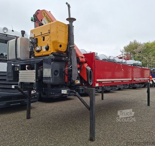 Değiştirme kasalı treyler PALFINGER BDF Wechselbrücke Kran PK18002 Diesel Aggregat