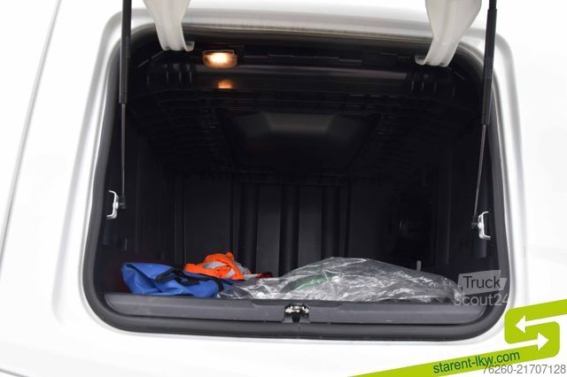 Стандартный седельный тягач DAF XG+ 530 Leder Intarder Standklima ACC Alufelgen