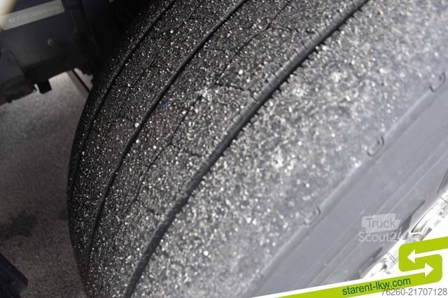 Стандартный седельный тягач DAF XG+ 530 Leder Intarder Standklima ACC Alufelgen