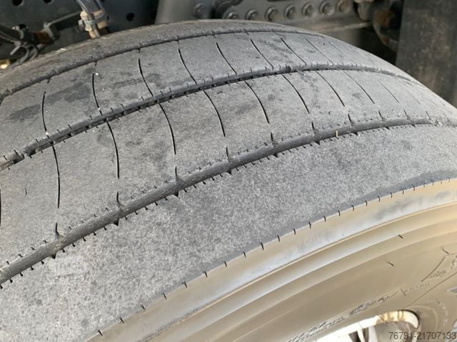 Стандартний тягач MERCEDES-BENZ Actros 1843 LS_ StreamSpace_ Retarder_ 2x Tank