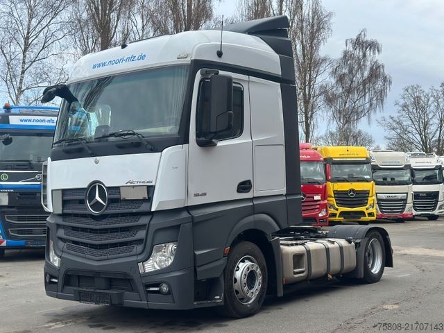 Nagy térfogatú nyergesvontató MERCEDES-BENZ Actros 1845 X-Low Retarder ACC Spur. As. HU 3x