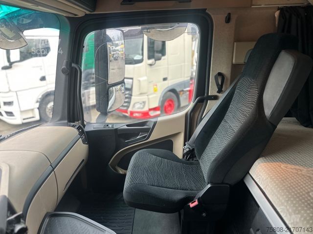 Volymdragbil MERCEDES-BENZ Actros 1845 X-Low Retarder ACC Spur. As. HU 3x