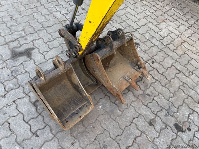 Miniekskavators WACKER Neuson ET16 / 2019 BJ / 1.520 H / 3x Löffel
