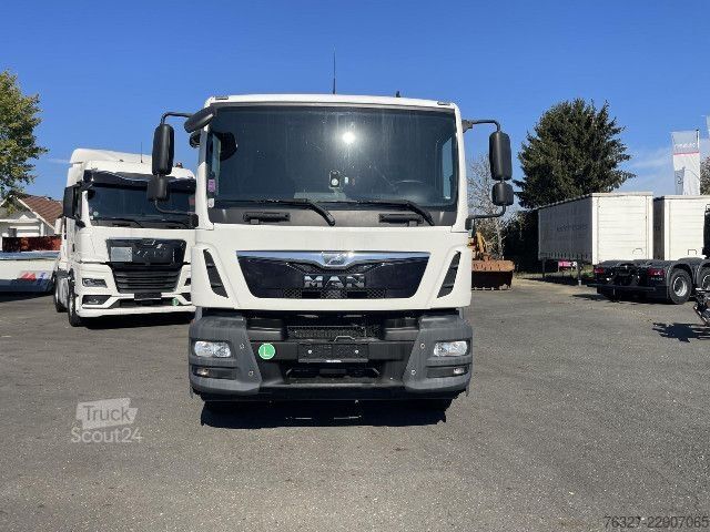 Karjan kuljetusauto MAN TGM 18.290 4X2 BL