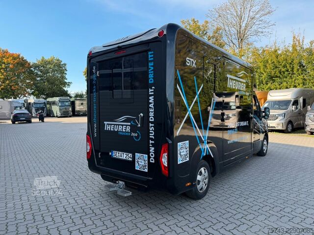 Prevoznik živine RENAULT Master STX 3 Sitzer  Haras / Hengste