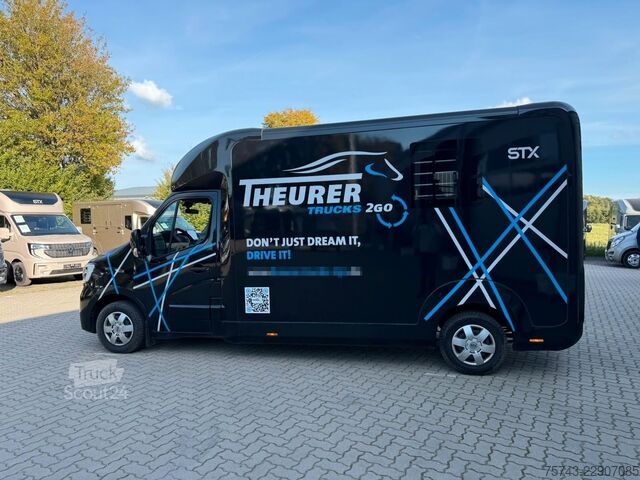 Prevoznik živine RENAULT Master STX 3 Sitzer  Haras / Hengste