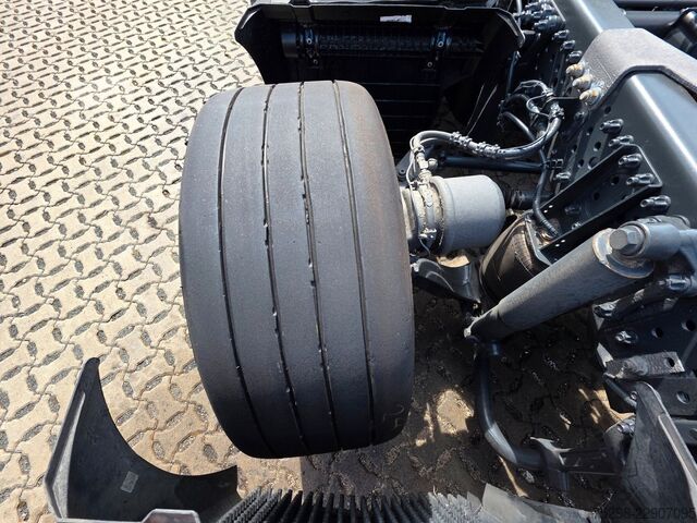 Kamion z zamenljivo nadgradnjo MERCEDES-BENZ Actros 2553 | 6E | Retarder | Lenk-Liftachse
