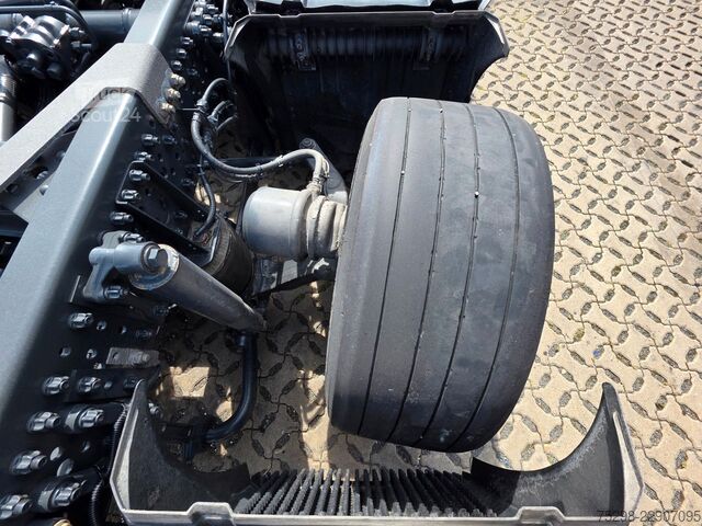 Kamion z zamenljivo nadgradnjo MERCEDES-BENZ Actros 2553 | 6E | Retarder | Lenk-Liftachse