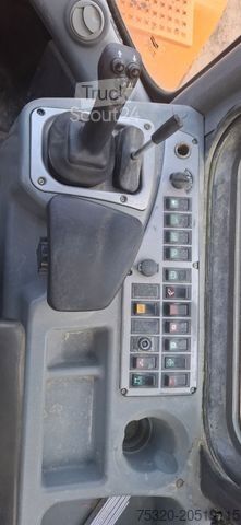 Погрузчик с колёсным шасси DOOSAN DL 250