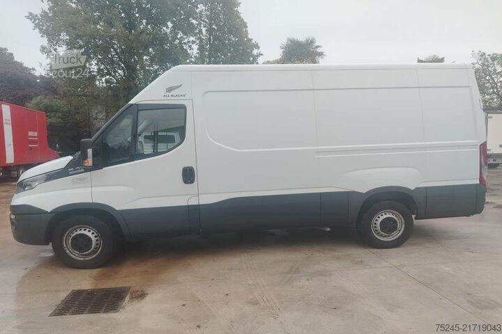 Skåpbil Iveco DAILY 35S 15 2.3 HDI PMTM