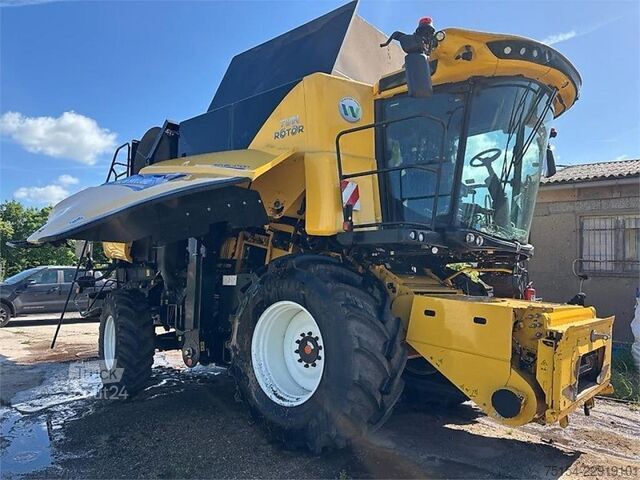 Kombajn zbożowy New Holland CR8.80 MY21