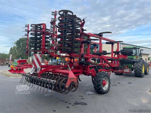 Cultivador Horsch Terrano 6FM