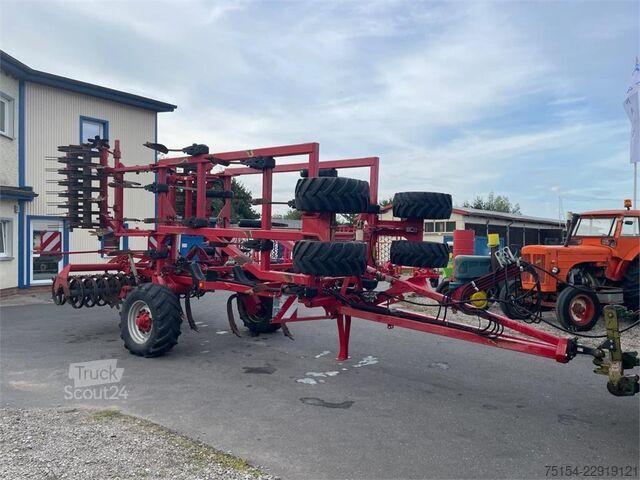 Cultivador Horsch Terrano 6FM