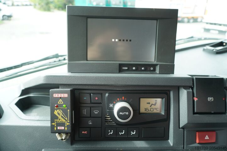 Basculantă bilaterală cu macara HDS Renault K380 6x4 / FASSI F175 crane 7.85 t