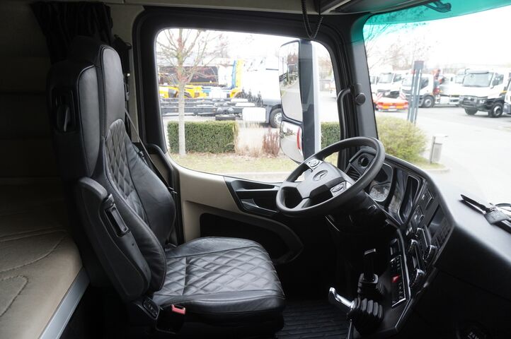 Wywrotka do zboża Mercedes-Benz Actros 3563 8x4 / Tipper for grain 20 t