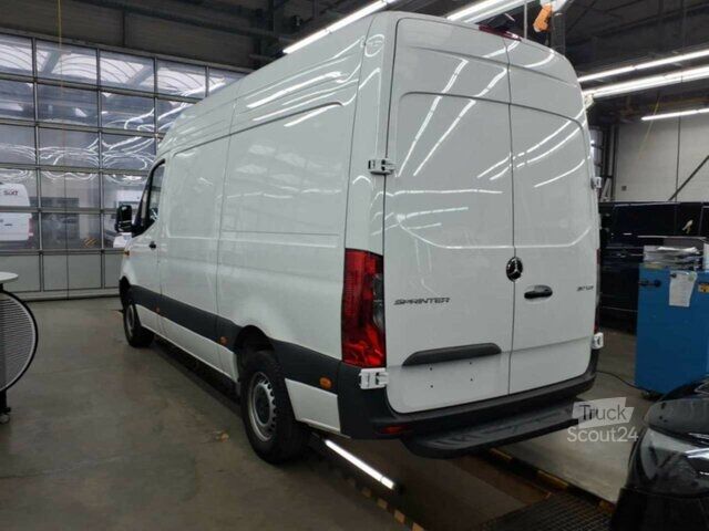 Dodávka Mercedes-Benz Sprinter 317 CDI,L2H2,Automatik,Kamera,Navi