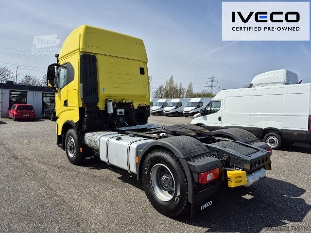 Standard tractor unit IVECO AS440X53T/P HR ON+, Hi-Traction, ACC